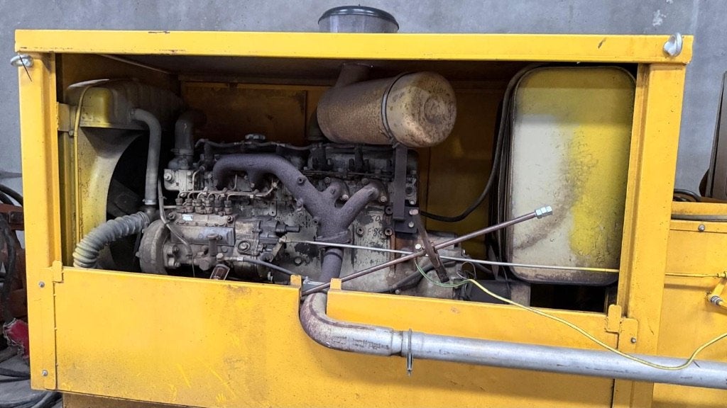 Stroomgroep, Enlèvement, Utilisé, 30 kVA ou plus, Huile diesel