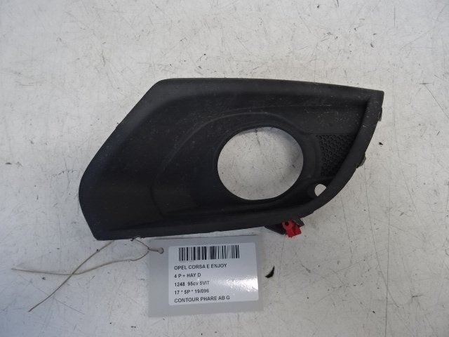 ANTI BROUILLARD TRIM GAUCHE Opel Corsa E (01-2014/06-2019), Opel, Opel Automobile GmbH, Utilisé, Gauche