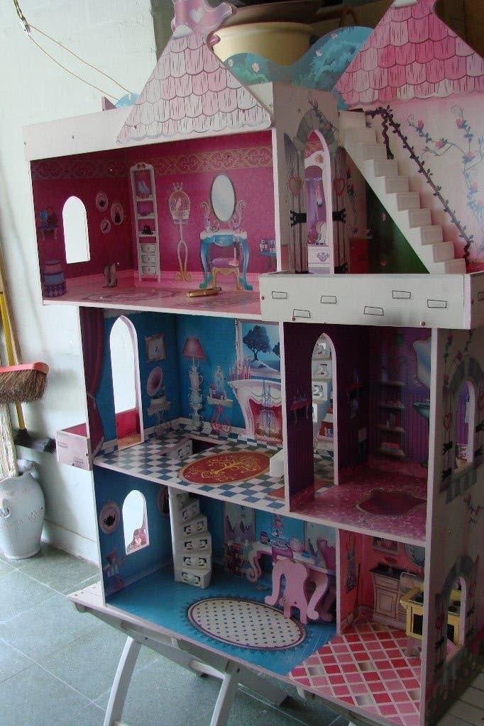 groot poppenhuis: 3 verdiepingen en decor, Kinderen en Baby's, Ophalen, Zo goed als nieuw, Poppenhuis