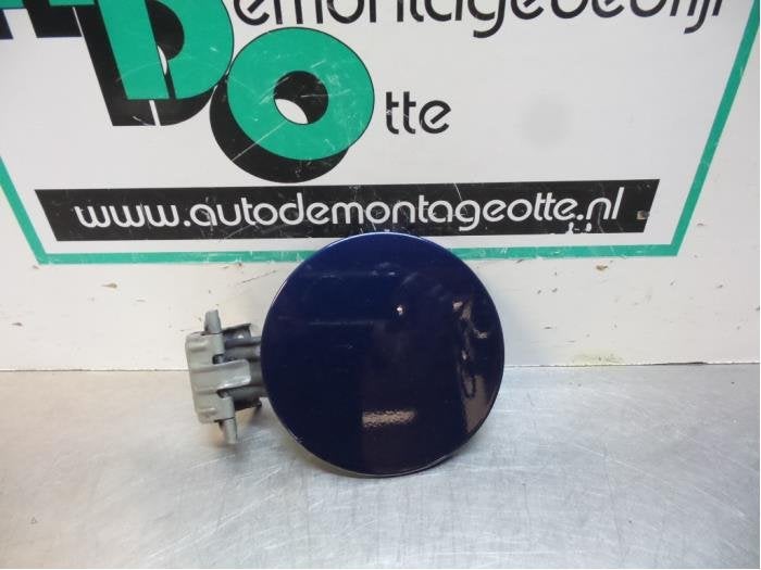 Clapet réservoir d'un Toyota Yaris (Yaris 1 00-) (8K8), -, 3 mois de garantie, Toyota, Utilisé