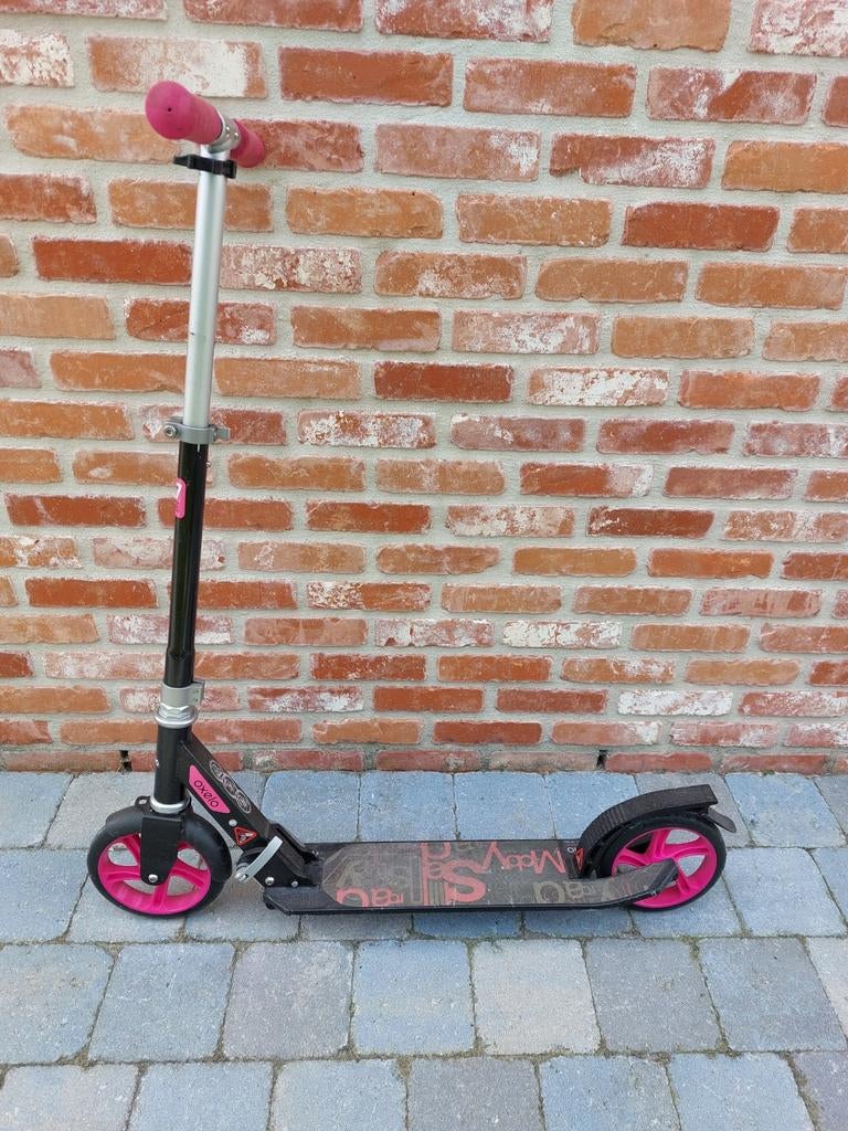 Step oxelo (Decathlon) kleur roze, opvouwbaar., Enlèvement
