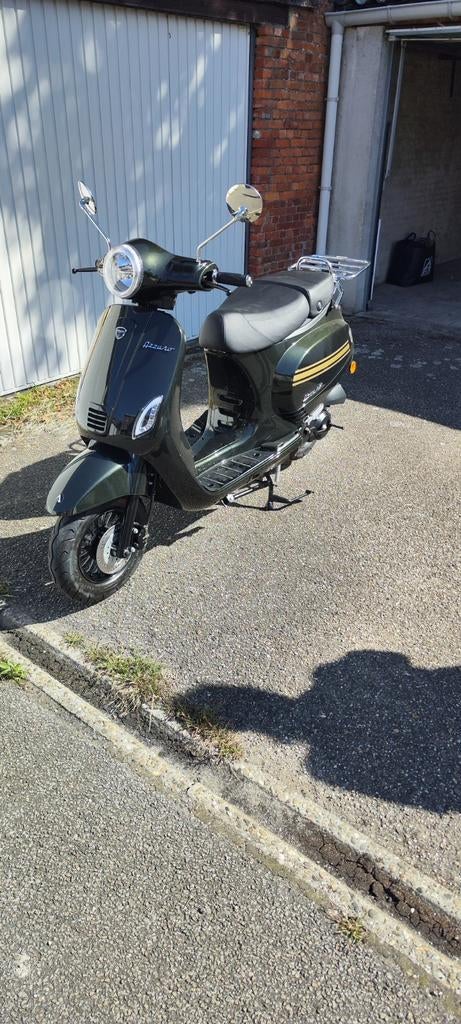 Neco azzuro gp 50cc (1,5 jaar garantie) A-Klasse, Fietsen en Brommers, Zo goed als nieuw, Benzine, Ophalen, Overige merken