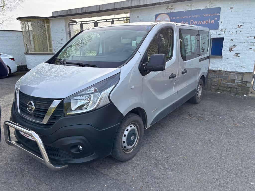 Nissan NV300, Autos, Camionnettes & Utilitaires, Particulier, Nissan, Diesel, 6 portes, Boîte manuelle, Enlèvement