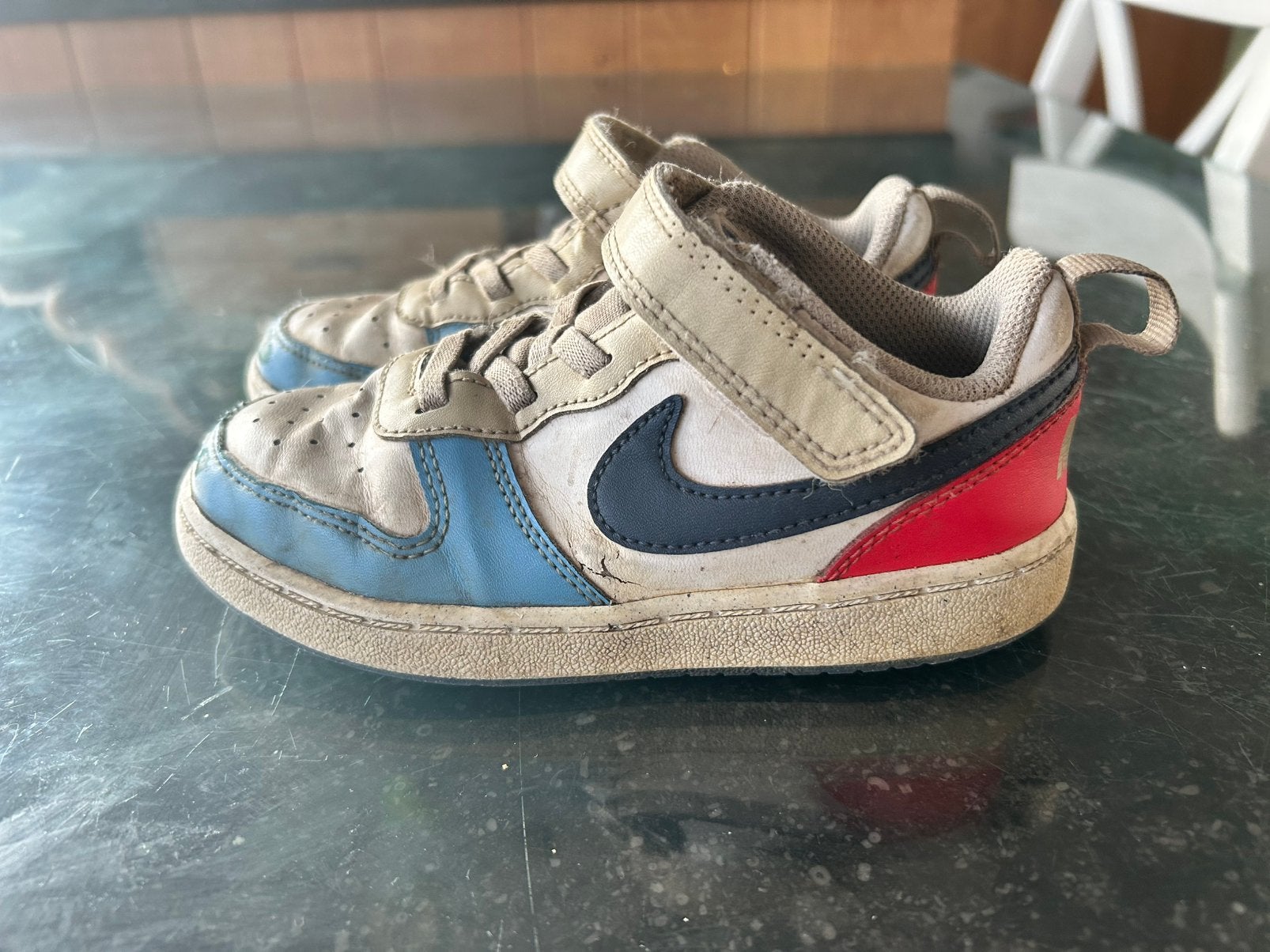 Gratis, 3 paar gebruikte schoenen in maat 27/28., Ophalen, Gebruikt, Sportschoenen, Jongen