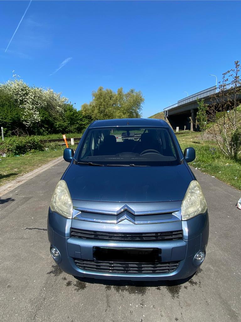 Citroen berlingo 1.6 benzine airco gekeurd vvk prijs 4950€, Auto's, Citroën, Stof, Blauw, Berlingo, Handgeschakeld