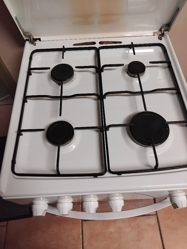 Cuisinière au gaz, Electroménager, Gaz, 4 zones de cuisson, Comme neuf, Enlèvement