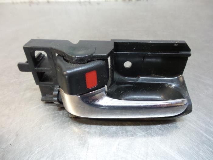 Poignée portière 4portes avant gauche d'un Daihatsu Sirion, Daihatsu, -, 3 mois de garantie, Utilisé