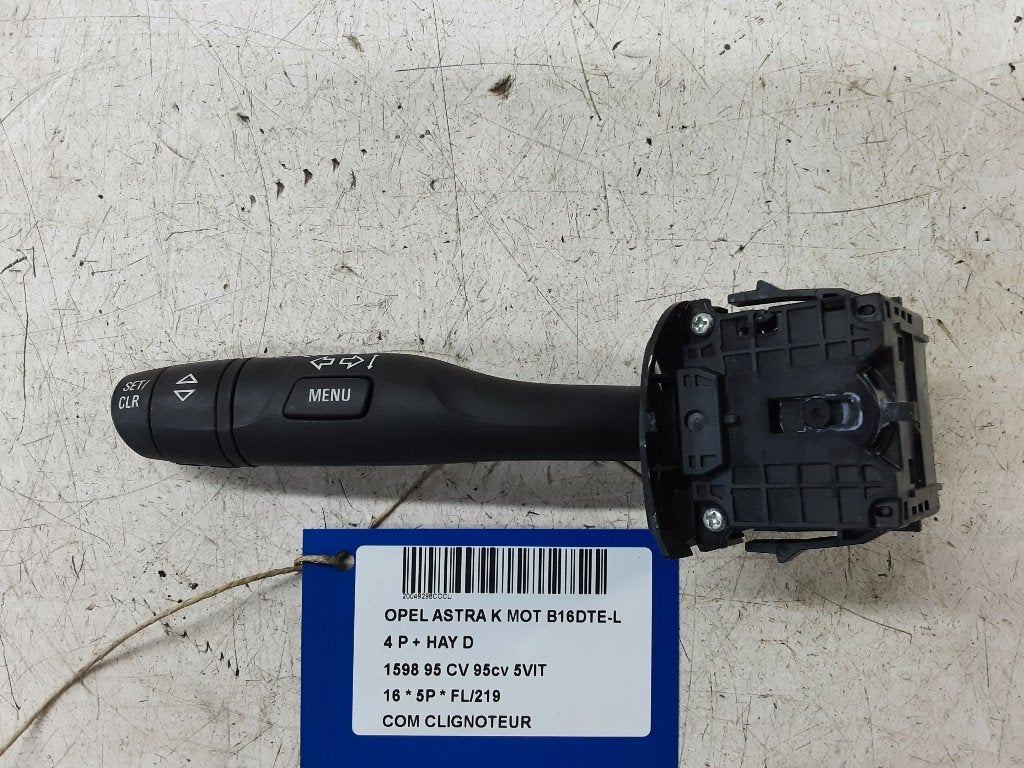 COMMUTATEUR CLIGNOTANT Opel Astra K (39043503), Opel, Opel Automobile GmbH, Utilisé, Kontakt-opel@opel.com