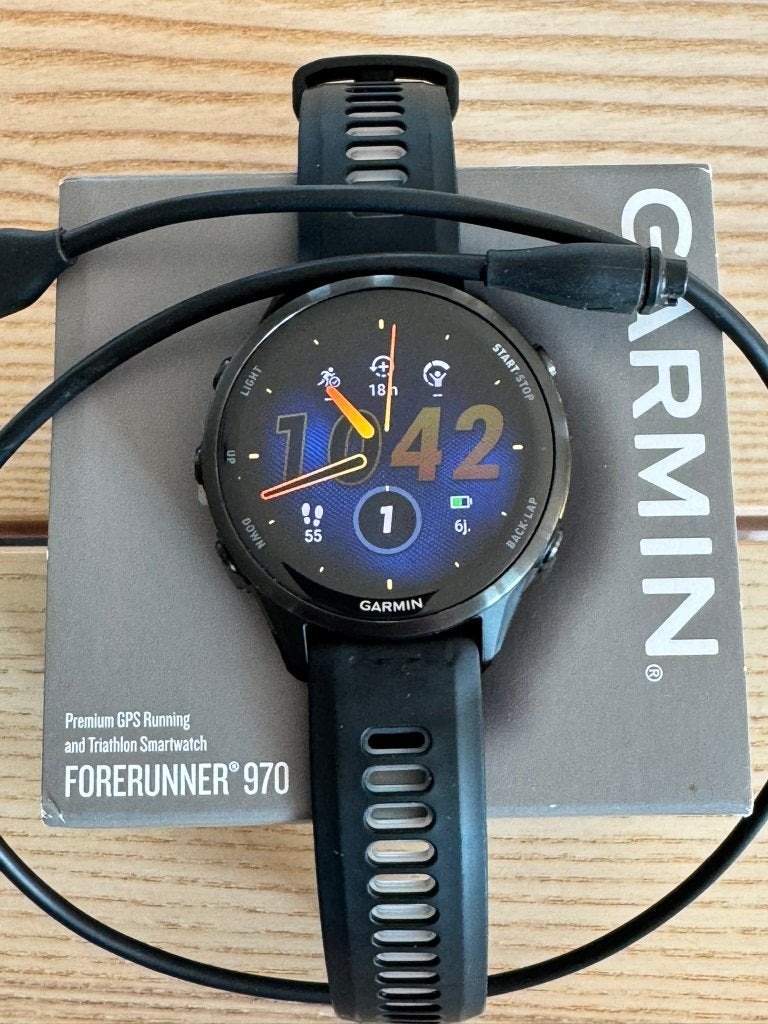 Garmin Forerunner 970 comme neuve !, Handtassen en Accessoires, Ophalen, Stappen, Zwart, Garmin