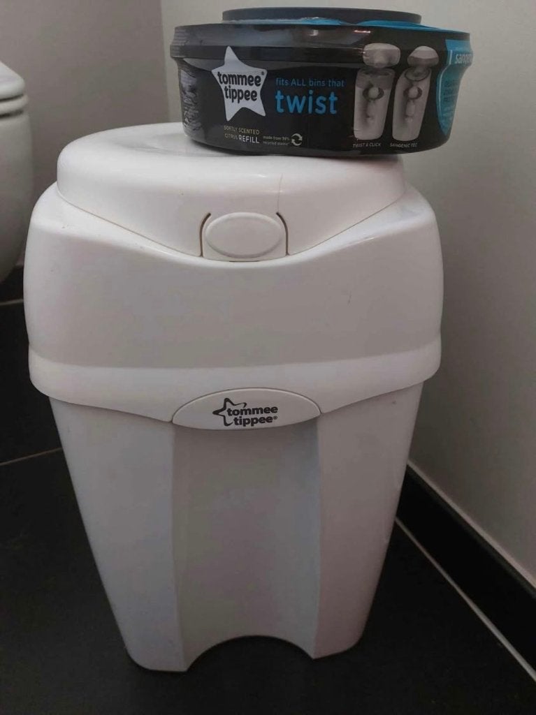 Tommee Tippee Sangenic luieremmer + extra navulcasette, Kinderen en Baby's, Badjes en Verzorging, Ophalen, Zo goed als nieuw, Luieremmer