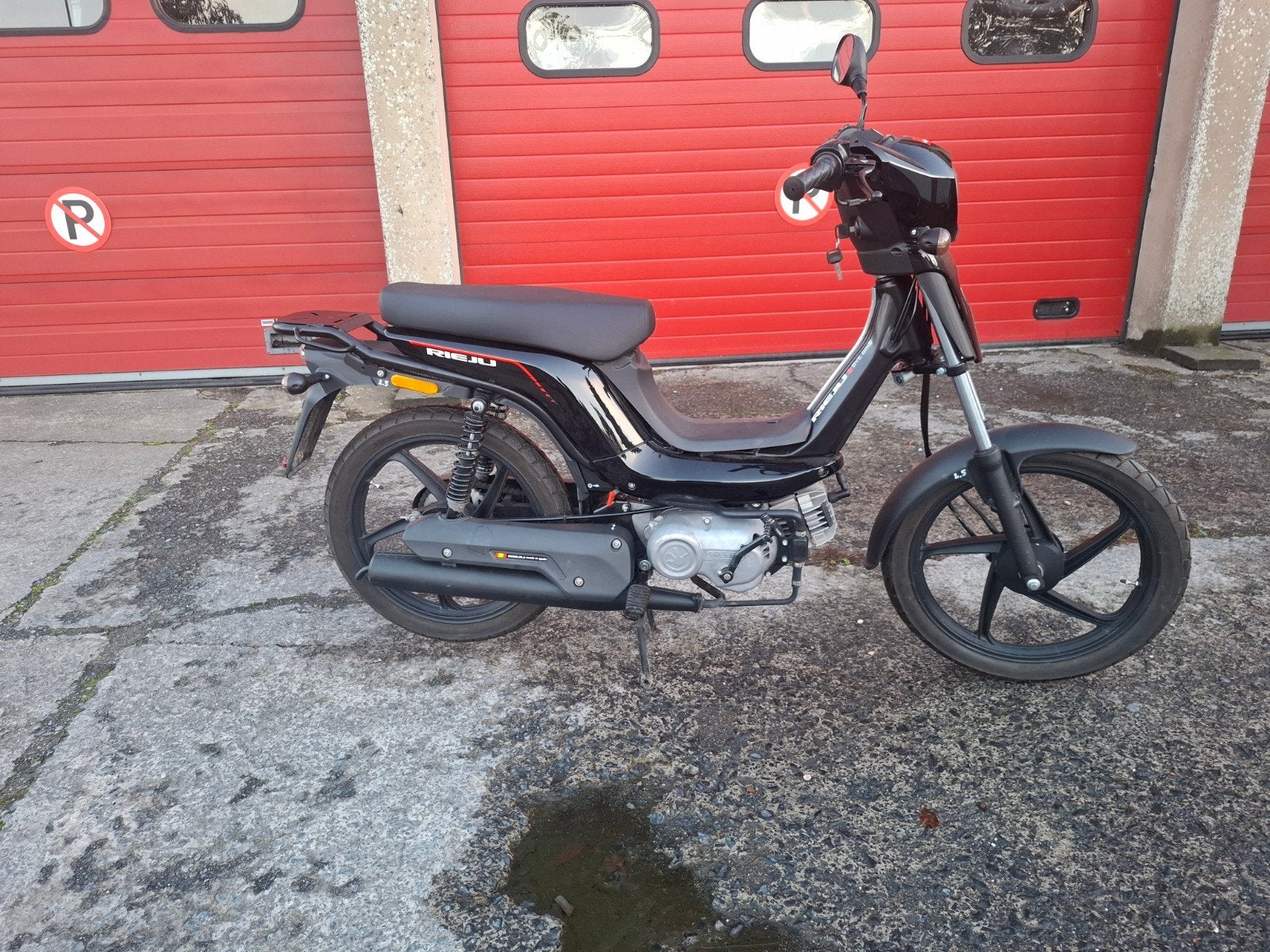 rieju snorfiets a klasse 2400km, Vélos & Vélomoteurs, Enlèvement