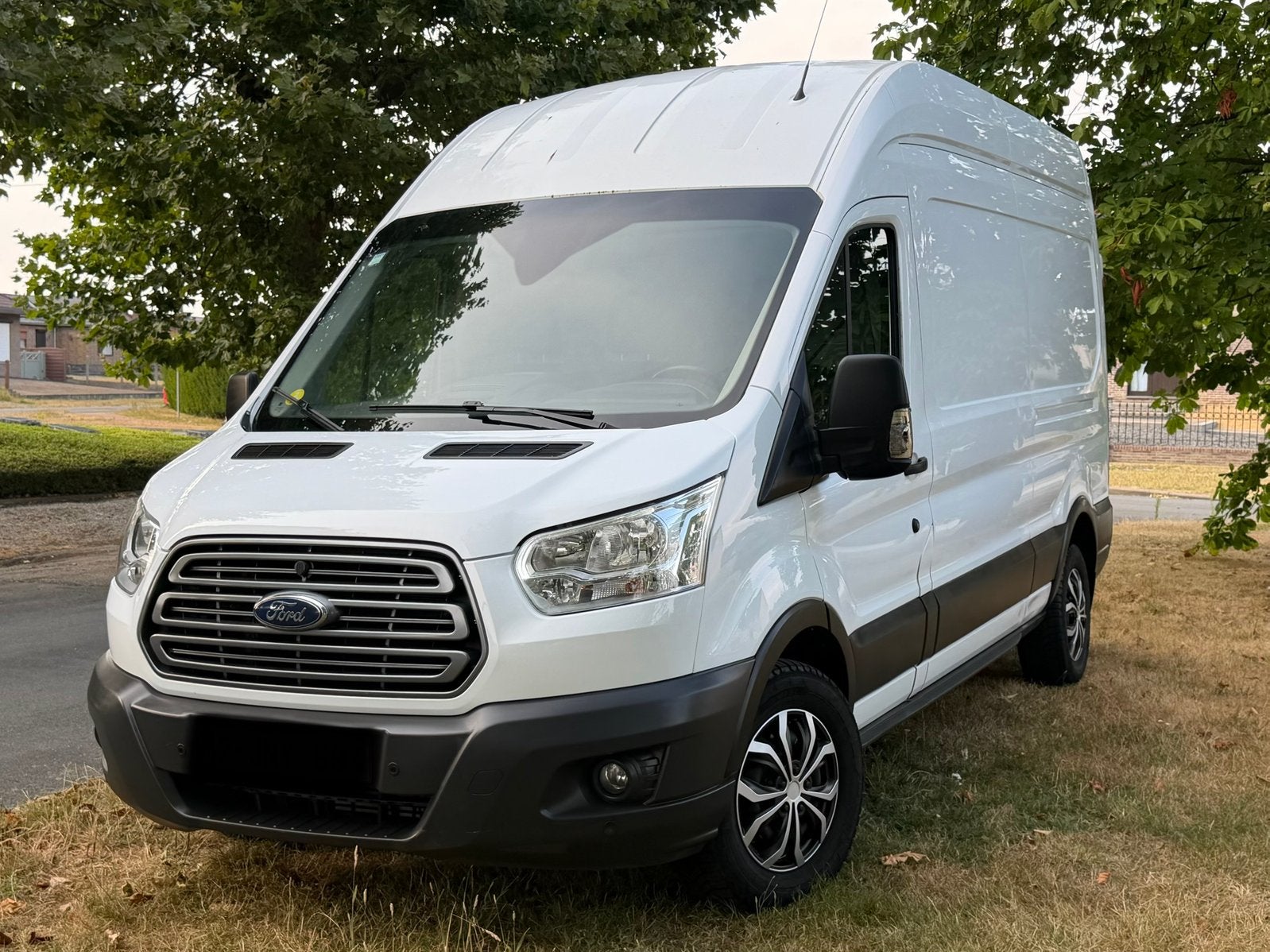 Ford Transit L3H3 2.0 TDCi Euro 6b – 2018 – 230.000 km
