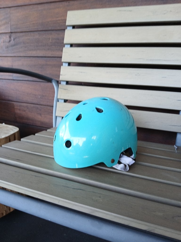 Casque Oxelo, Enlèvement