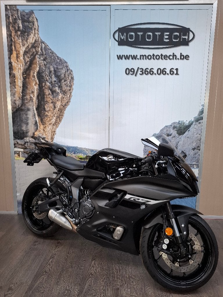 Yamaha R7 35kw A2, 700 cc, 2 cilinders, Super Sport, Minimaal motorrijbewijs A2