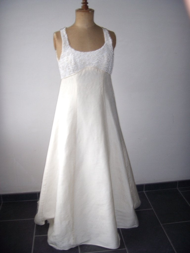 Mooie trouwjurk in maat small, Kleding | Dames, Ophalen of Verzenden, Gedragen, Trouwjurk