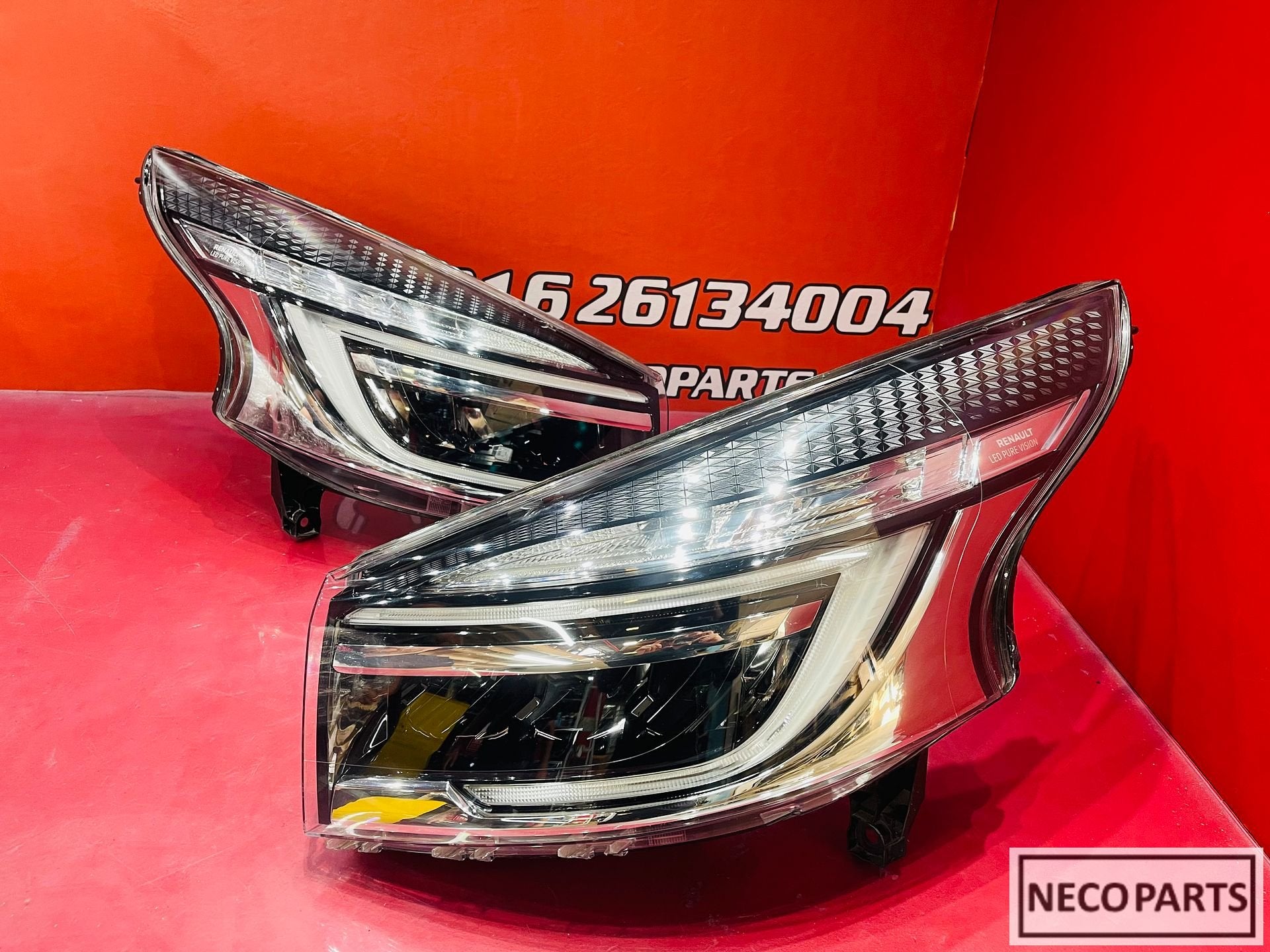 RENAULT TRAFIC VOL LED KOPLAMP LINKS ORIGINEEL 260608582R, Renault, -, Utilisé, -
