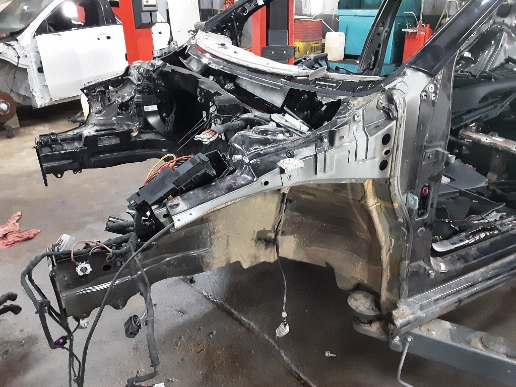 BINNENSPATSCHERM LINKS VOOR Volkswagen Polo VI (AW1), Gebruikt, Voor, Volkswagen, Spatbord
