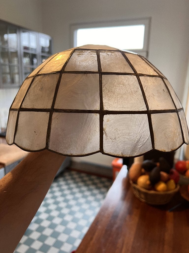 Abat-jour vintage en nacre et laiton (années 70), Maison & Meubles, Suspension, Enlèvement ou Envoi, Beige, Rond