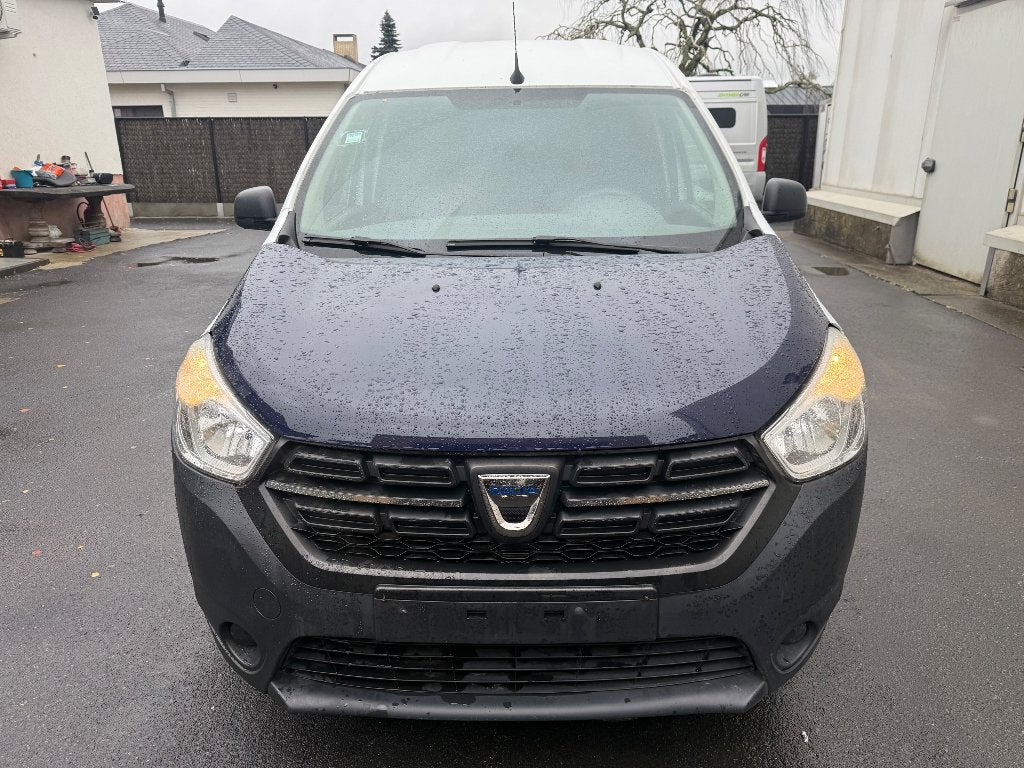 Dacia, Auto's, 4 deurs, Euro 6, Wit, Grijs