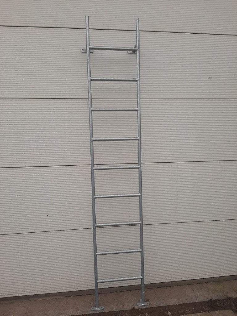 Nieuwe ladder 250cm gegalvaniseerd, Ophalen, Nieuw, Ladder