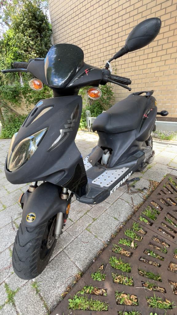 Keeway b-klasse, Fietsen en Brommers, Ophalen, Zo goed als nieuw