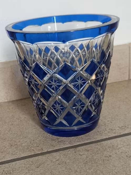 Vase Val Saint Lambert signé bleu, Antiquités & Art, Antiquités | Verre & Cristal, Enlèvement