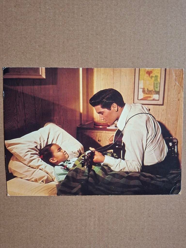 Prentkaarten van Elvis Presley, Ophalen