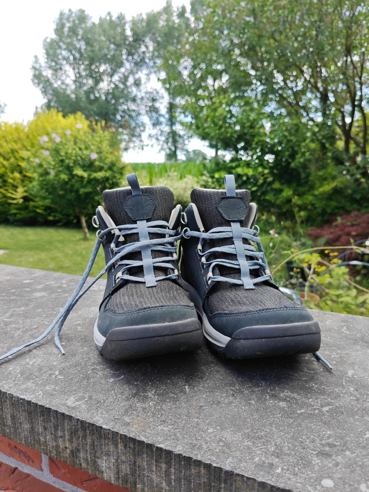Wandelschoenen (vrouw), Ophalen