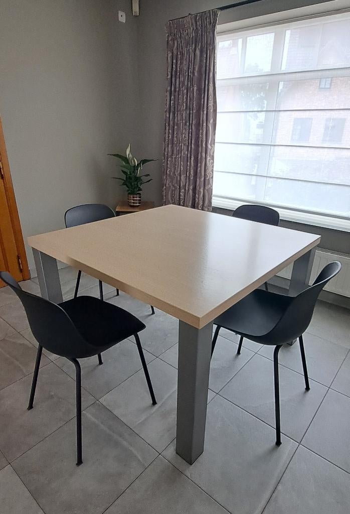 keukentafel met bijpassende stoelen, Huis en Inrichting, Ophalen