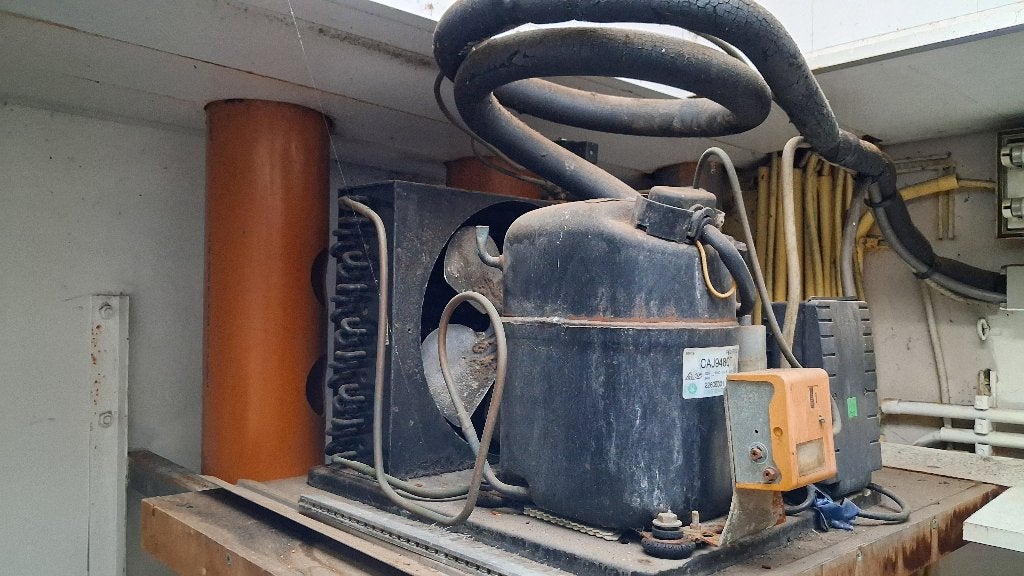 Entrepôt frigorifique. BR 2m22. D 1m92. H2m17, Electroménager, 160 cm ou plus, Sans bac à congélation, Enlèvement, Utilisé