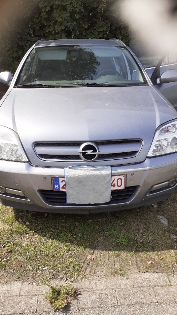 Opel Signum 2.2dti, Argent ou Gris, 170 g/km, Boîte manuelle, Noir