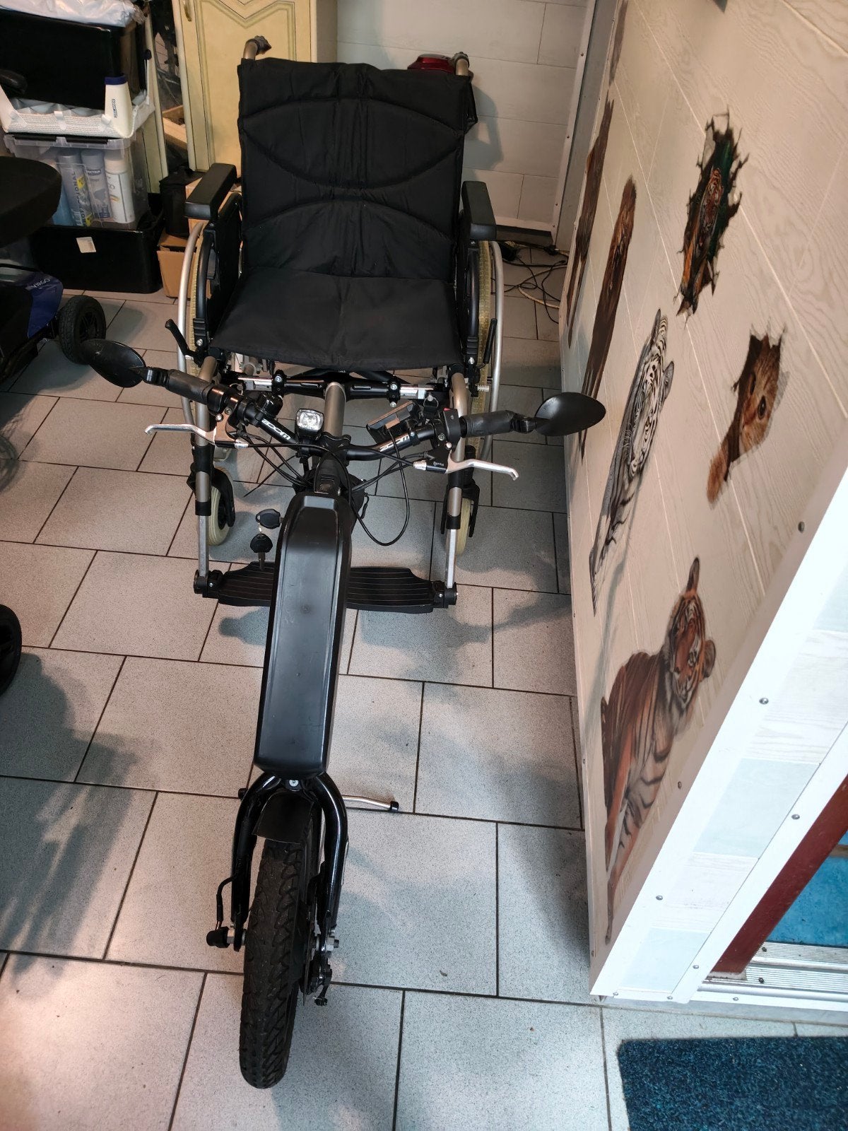 troisième roues électrique KLAXON+chaise roulante V300-50cm, Divers, Enlèvement, Pliant, Comme neuf, Fauteuil roulant électrique
