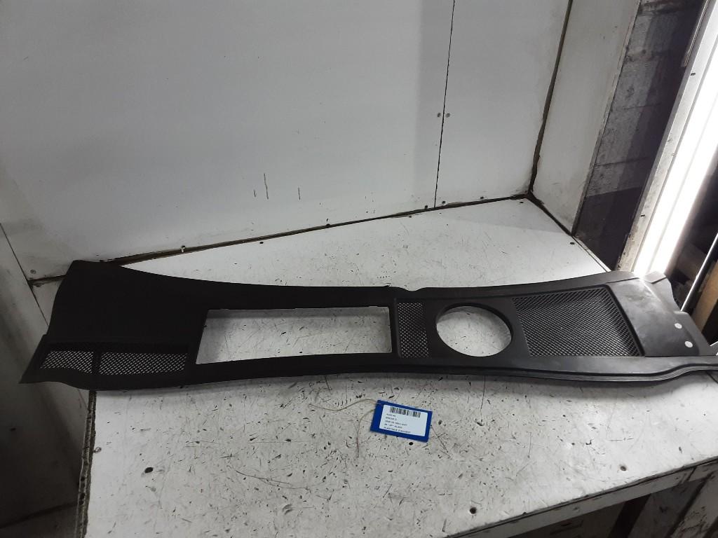 GARNITURES WINDSHIELD Audi A6 Avant Quattro (C5), Mevr. I. Hauben, Audi, Utilisé, Rue de l'Espoir 34 34
4030  GRIVEGNÉE, BE