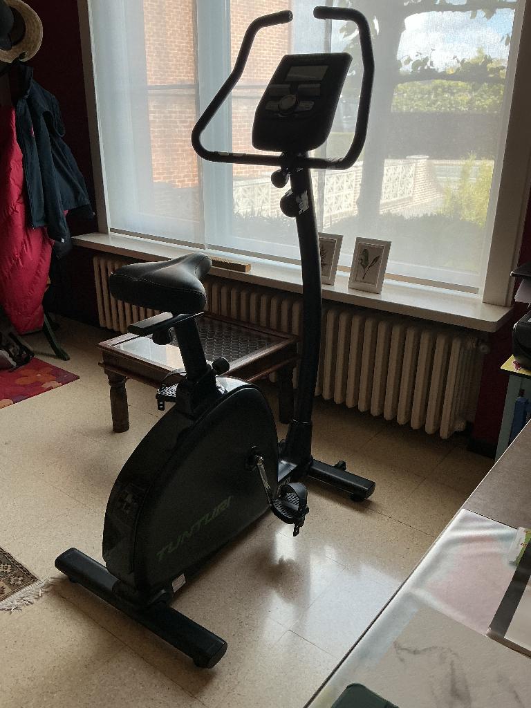 Hometrainer fiets, Sports & Fitness, Appareils de fitness, Vélo de bureau, Jambes, Aluminium, Enlèvement