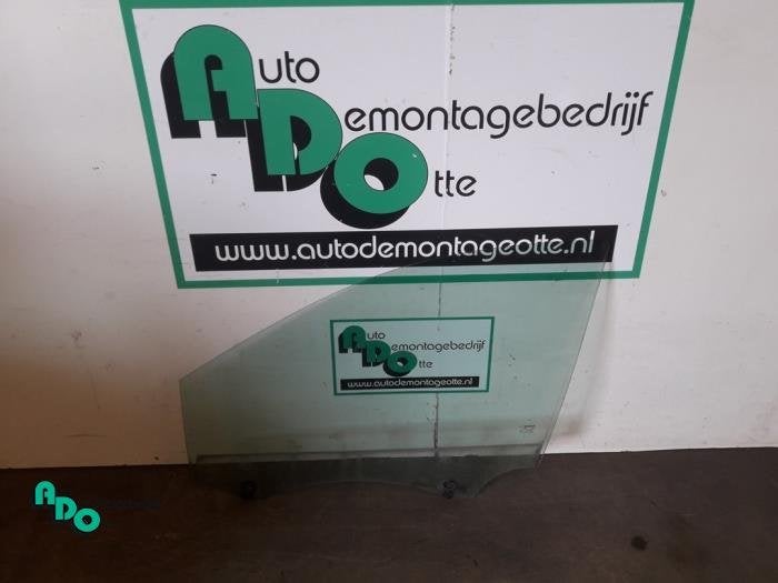 Portierruit 4Deurs links-voor van een Renault Clio (Clio 3 0, Auto-onderdelen, Ruiten en Toebehoren, Gebruikt, -, Renault, -