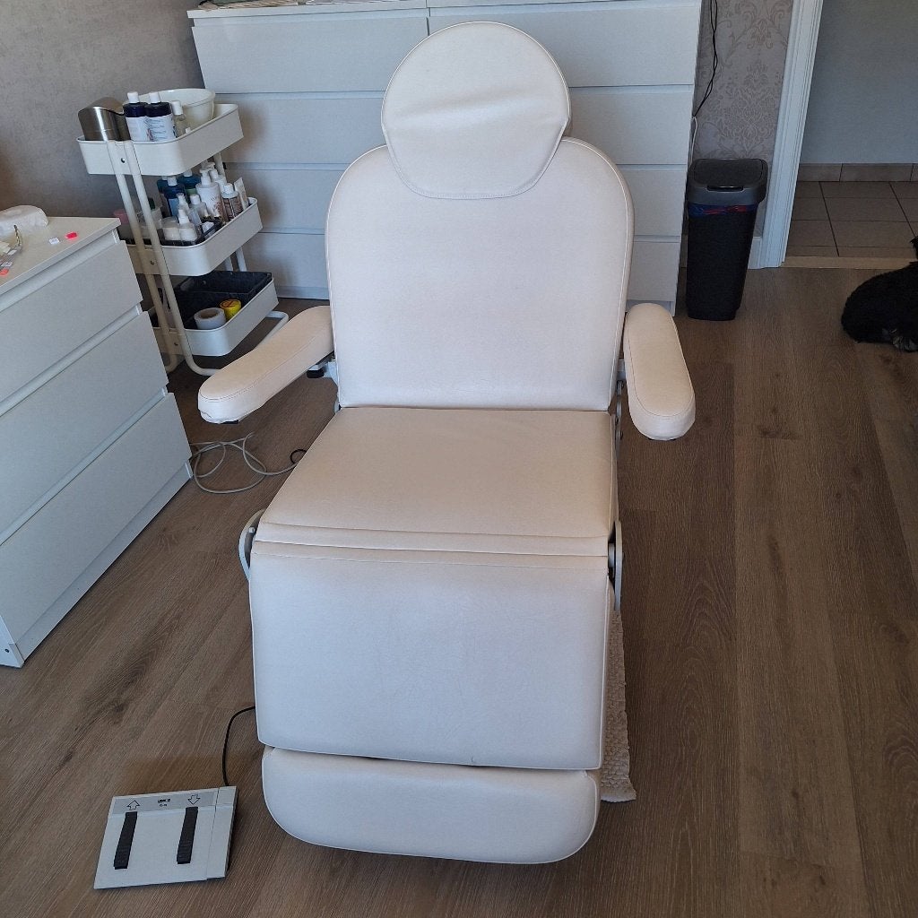 Behandelstoel, Sport en Fitness, Massageproducten, Ophalen, Gebruikt, Massagetafel