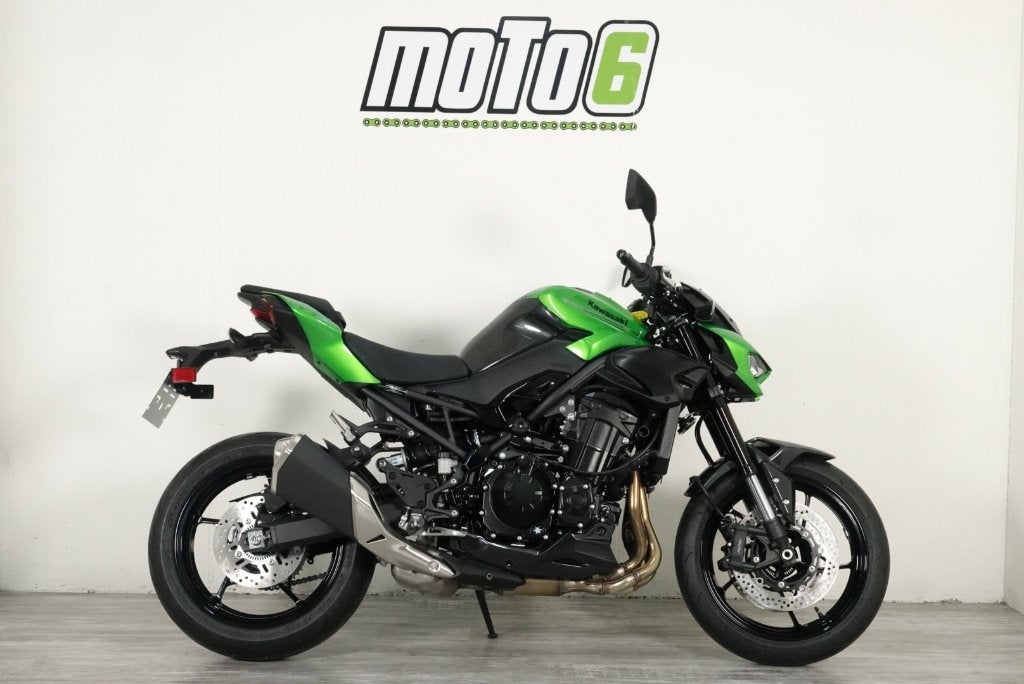 Kawasaki Z900 70kW demo, Motoren, Occasion, 4 cilinders, Bedrijf, 900 cc