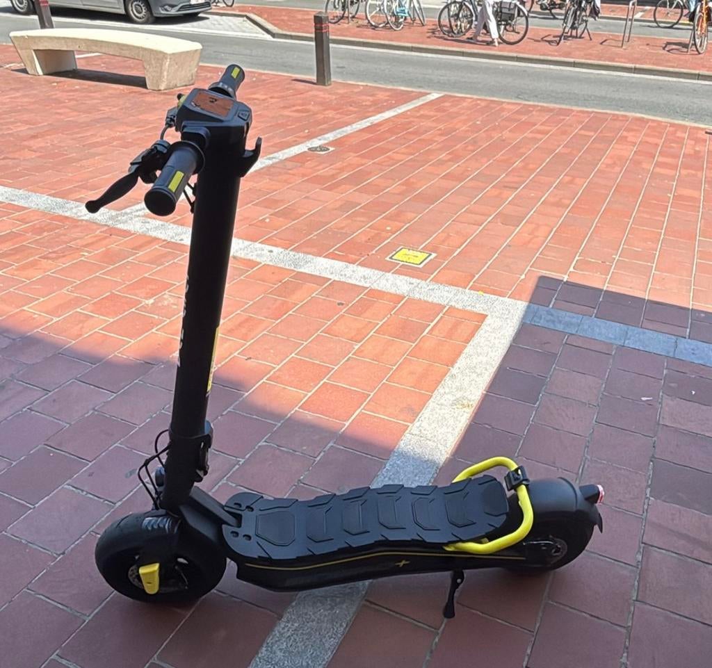 Step trottinettes, Enlèvement ou Envoi, Comme neuf