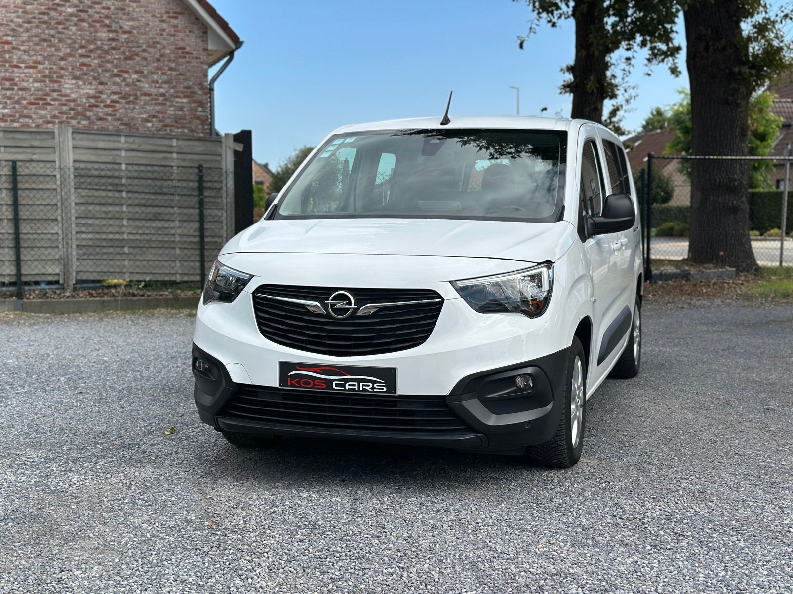 Opel Combo/1.2i Puretech/Automaat/5Zit Lichte Vracht/Garanti, Stof, 1199 cc, Navigatiesysteem, Wit