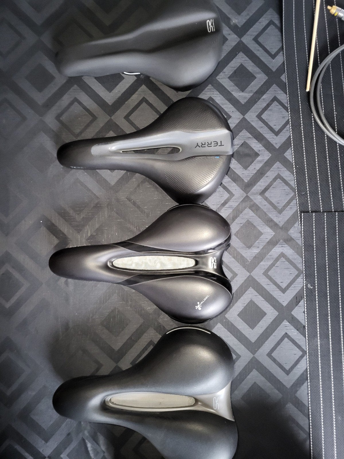 4 fietszadels te koop 9, Vélos & Vélomoteurs, Enlèvement, Comme neuf, Selle royal