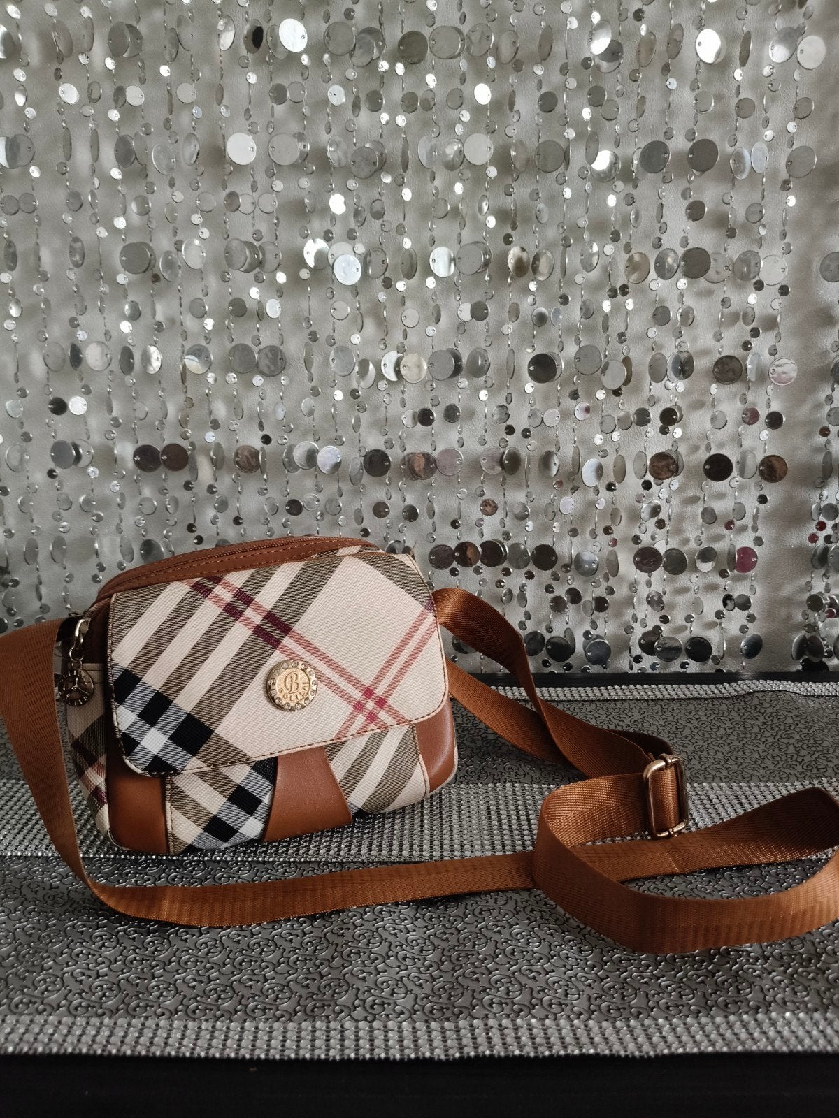 Sac imitation Burberry, Bijoux, Sacs & Beauté, Sacs | Sacs Femme, Enlèvement
