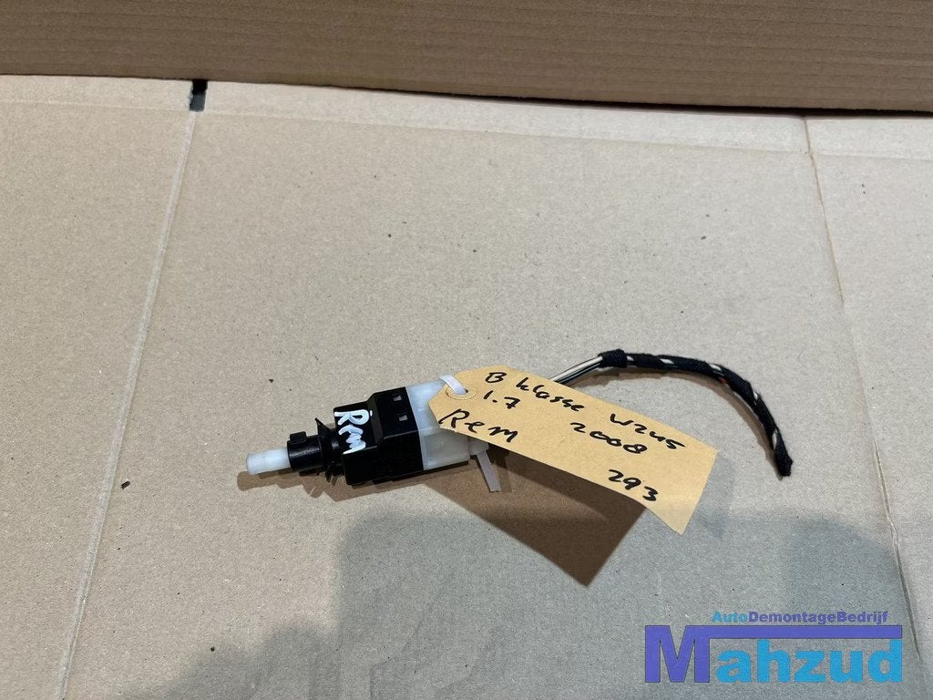 MERCEDES B-KLASSE W245 Remlicht schakelaar 2005-2011, Auto-onderdelen, Gebruikt, Mercedes-Benz AG, Mercedes-Benz, Mercedesstrasse 120
70372  Stuttgart, DE