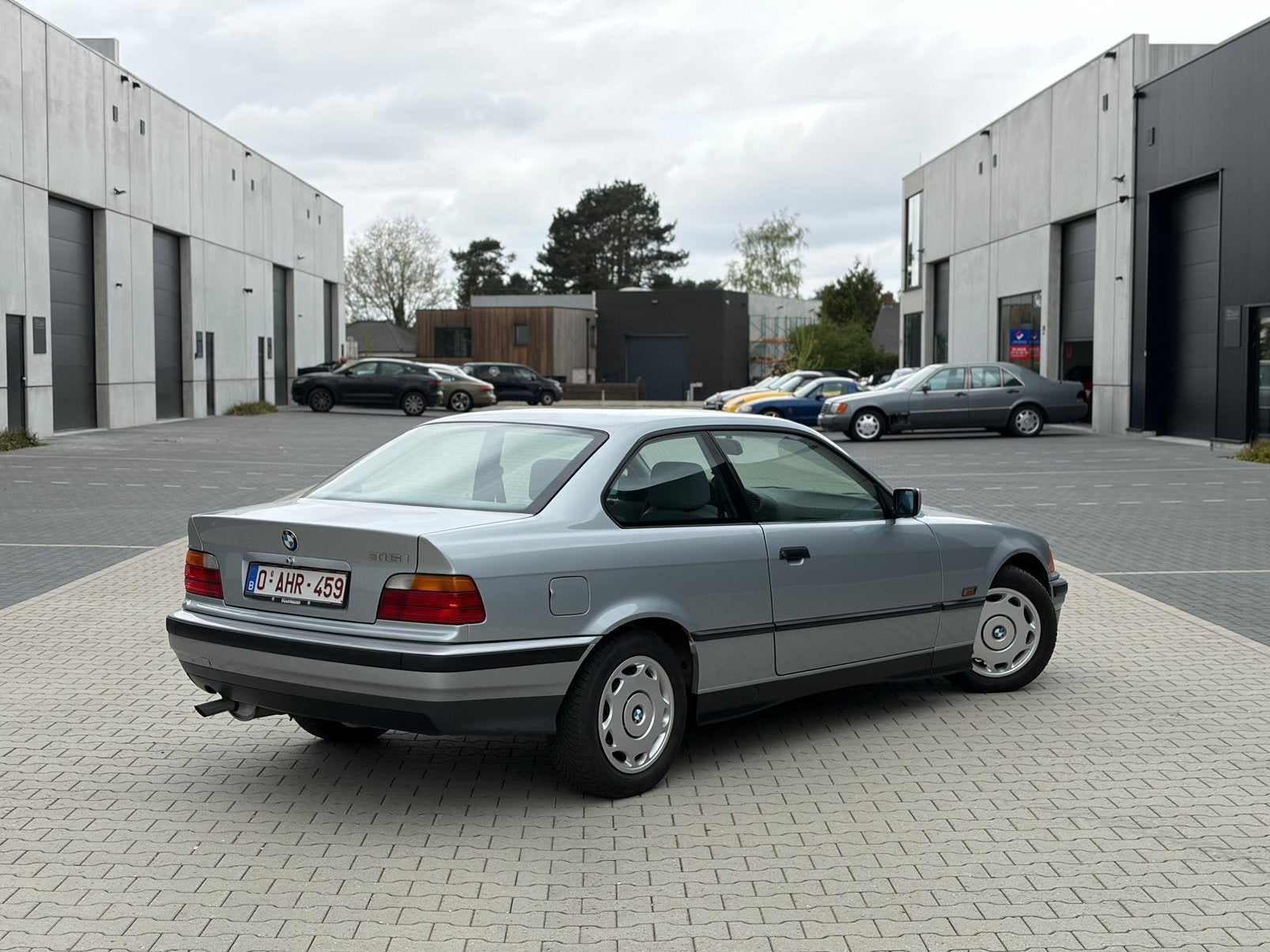 BMW 316i E36 coupe | Oldtimer | Automaat | Mooie staat, foto 2