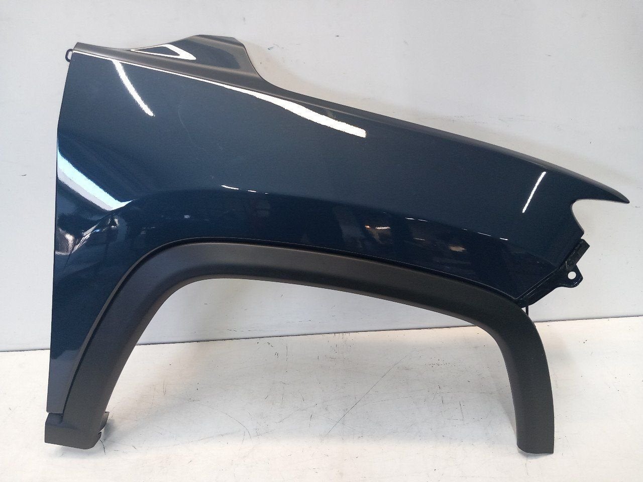 Spatbord rechts voor Jeep Compass, Jeep, Onderdelen@venauto.nl, Van der Ven Autorecycling B.V., Ettenseweg 76, 4706 PB Roosendaal, The Netherlands