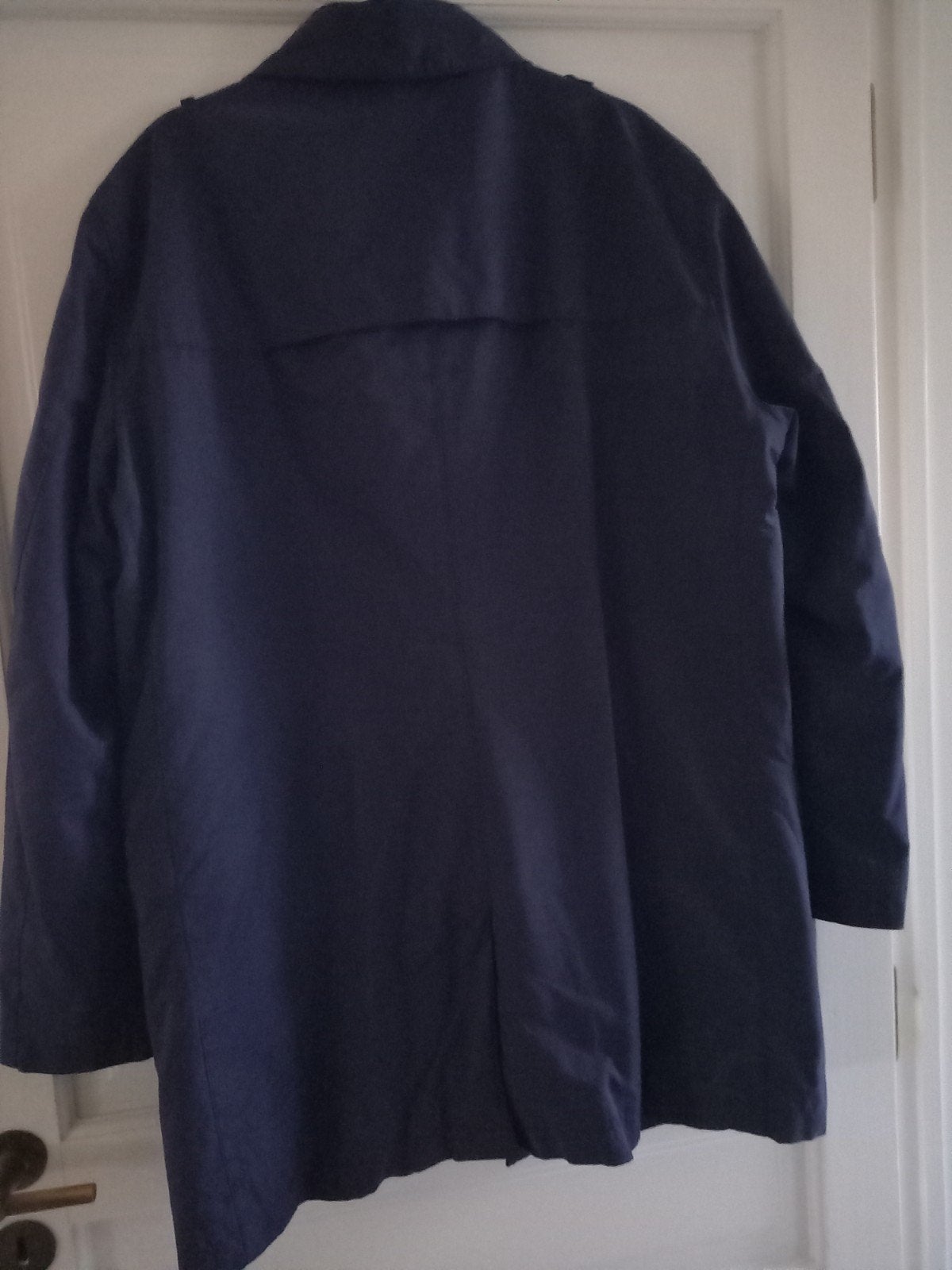 2 herenjassen oksel-oksel 64cm lengte 89cm 15e per stuk, Kleding | Heren, Overige Herenkleding, Ophalen of Verzenden