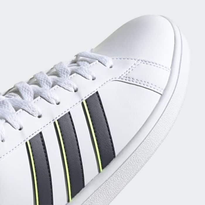 Adidas sneakers - Maat: 40 2/3 - Waarde: €55 - Nieuw, Ophalen, Nieuw, Adidas, Sneakers