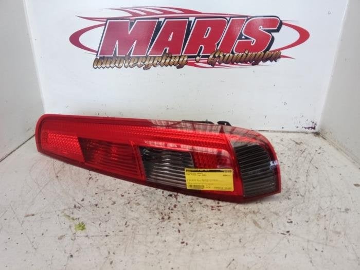 Feu arrière droit d'un Ford Fiesta, -, -, 3 mois de garantie, -