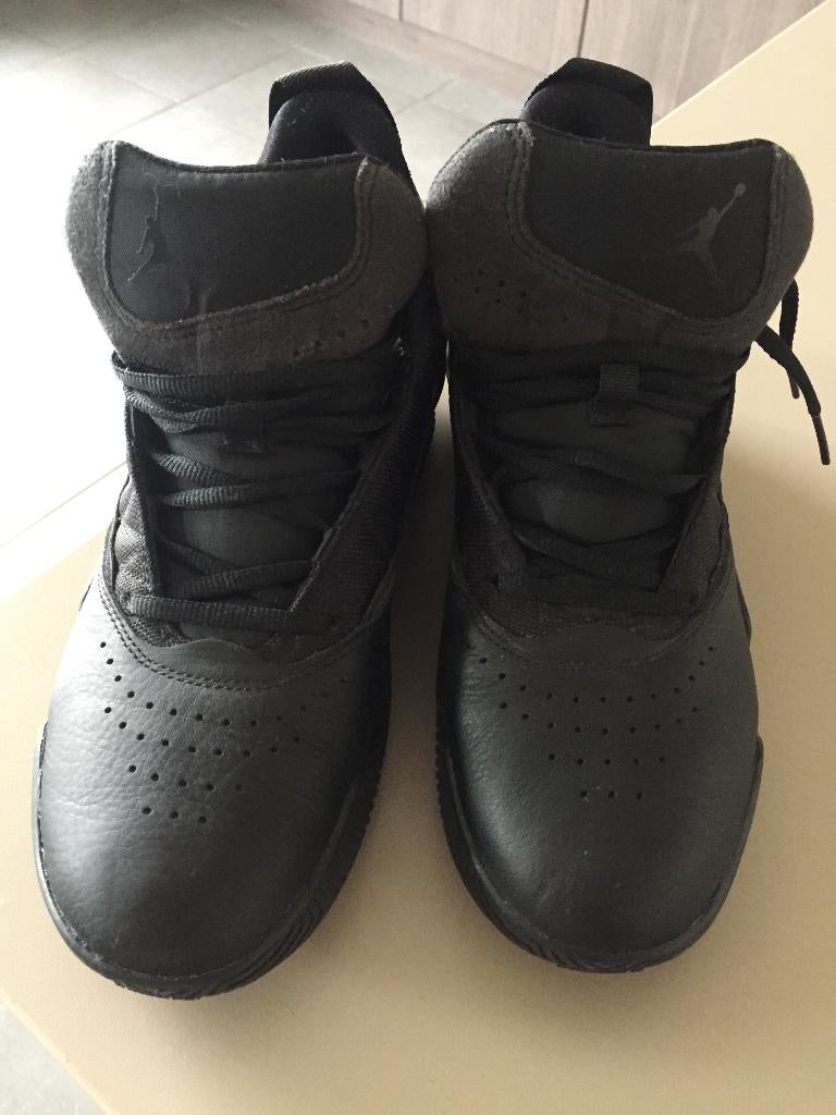 Originele Jordan Sneakers Leder-zwart, maat 41, zoals nieuw., Kleding | Heren, Schoenen, Ophalen, Zwart, Nieuw, Sneakers