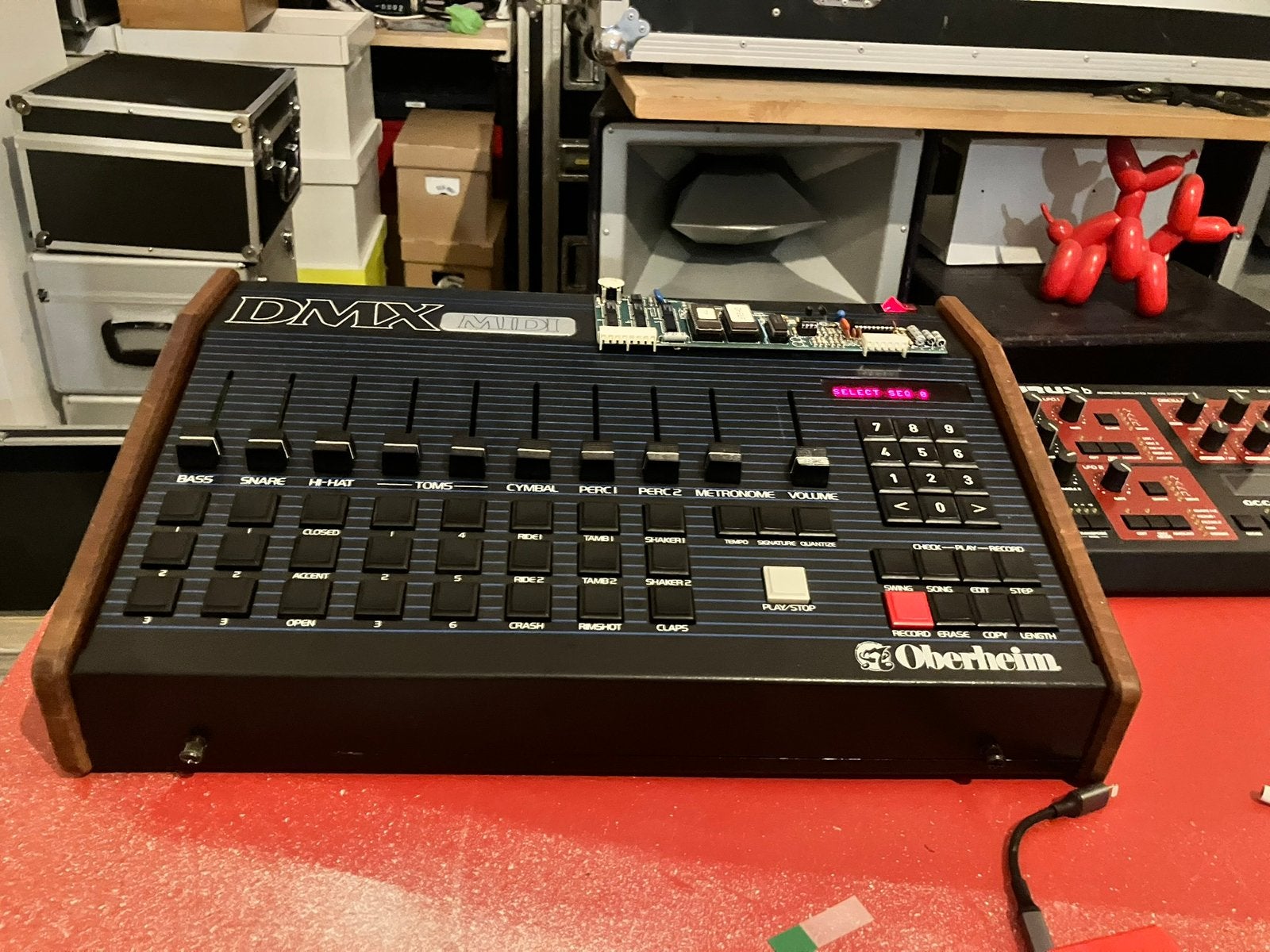 Oberheim DMX 8 voice Drummachine with factory MIDI, Ophalen, Gebruikt, Overige merken