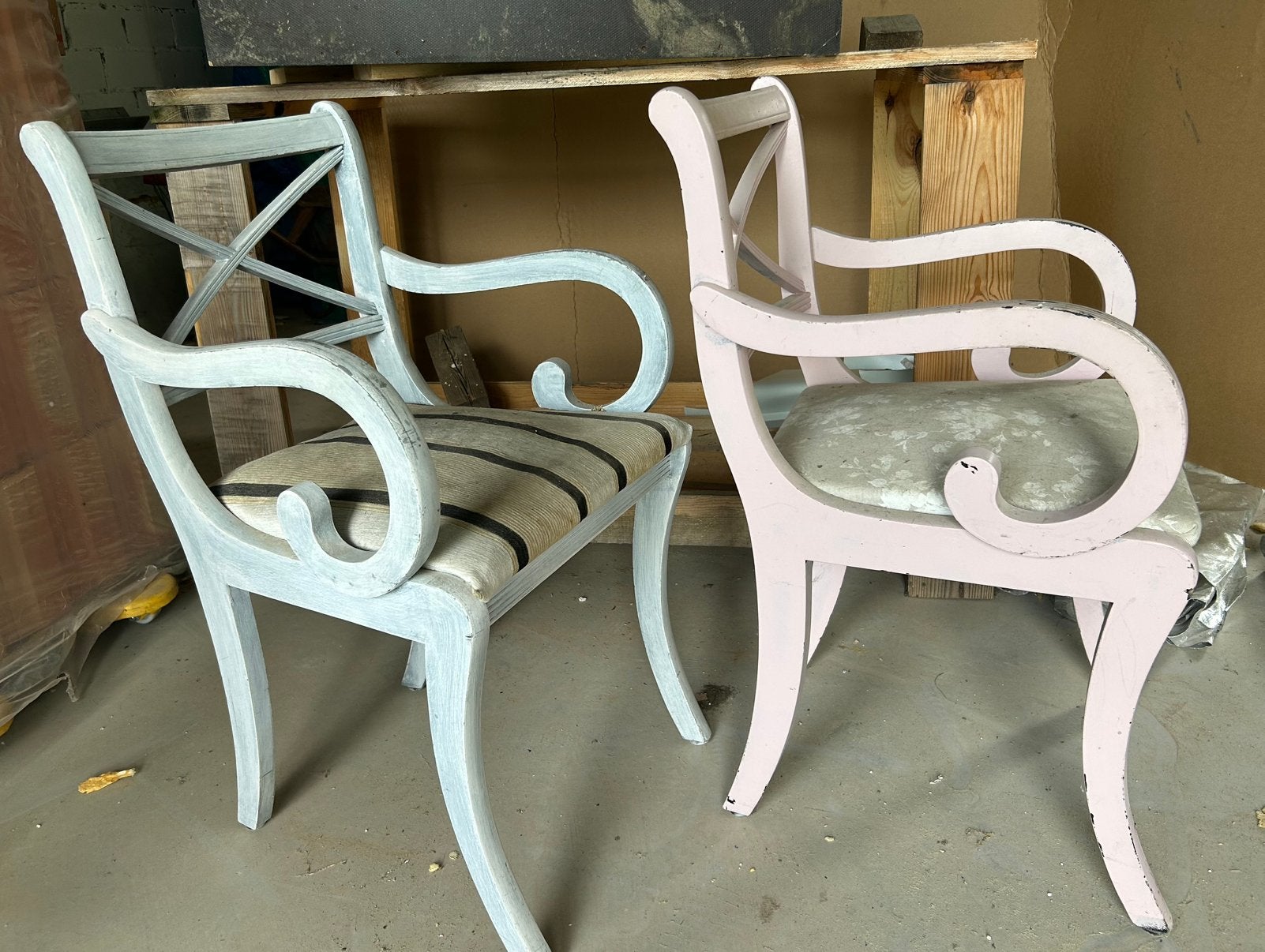 2 stoelen samen €25.00, Ophalen, Gebruikt, Hout